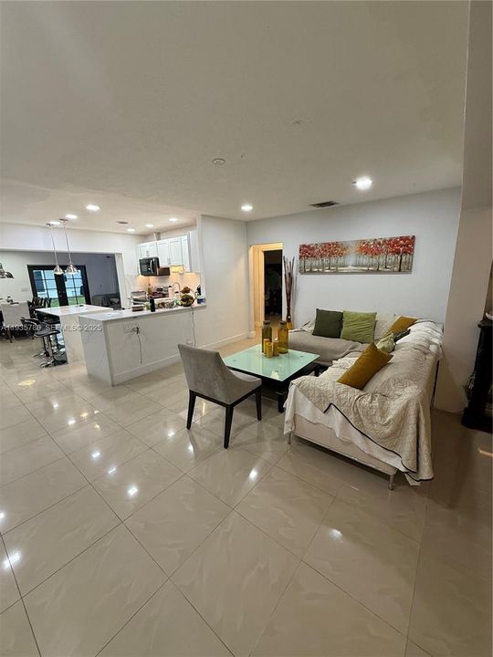 For Sale: $712,900 (4 beds, 4 baths, 0 Square Feet)