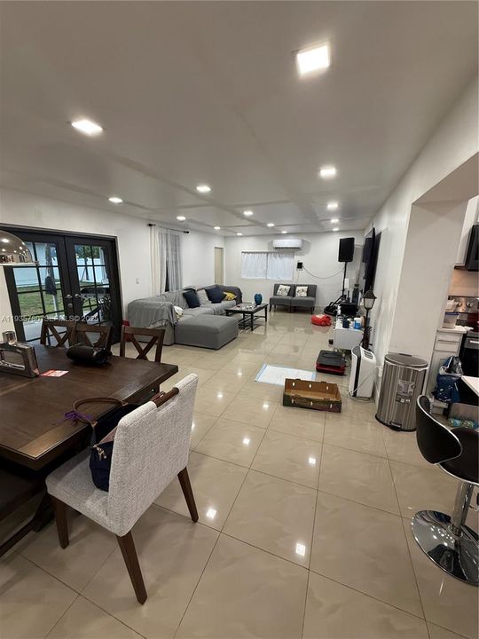 For Sale: $712,900 (4 beds, 4 baths, 0 Square Feet)