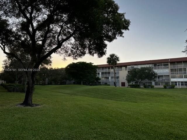 В аренду: $1,950 (2 спален, 1 ванн, 953 Квадратных фут)