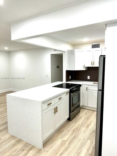 В аренду: $1,950 (2 спален, 1 ванн, 953 Квадратных фут)