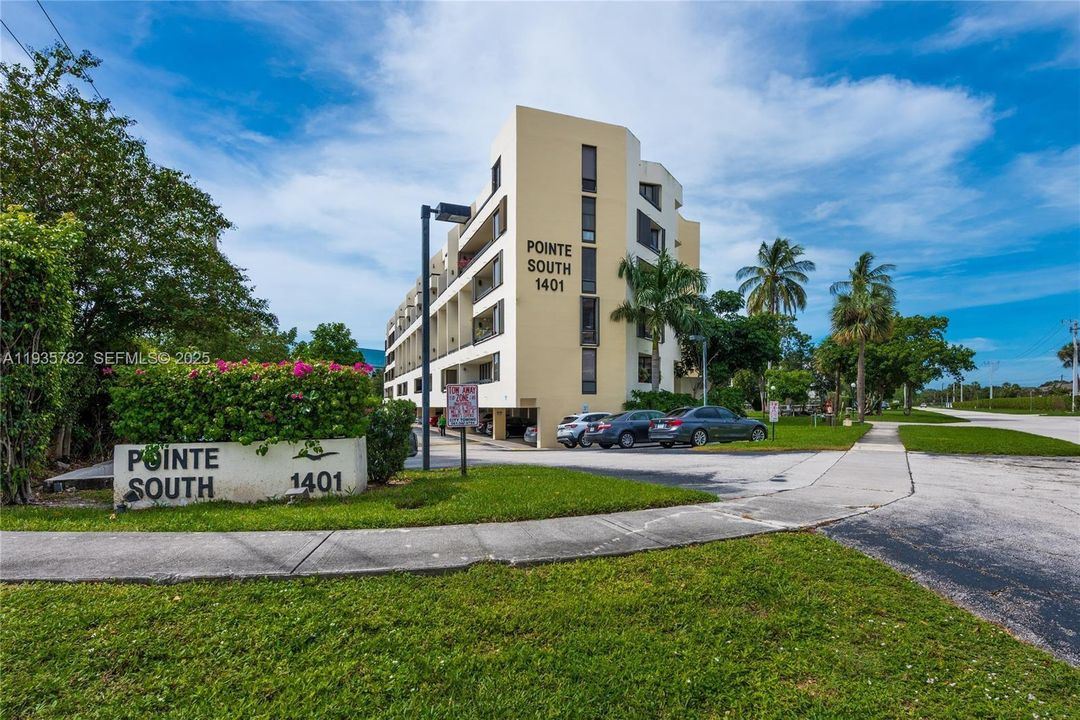 В аренду: $2,600 (2 спален, 2 ванн, 1245 Квадратных фут)