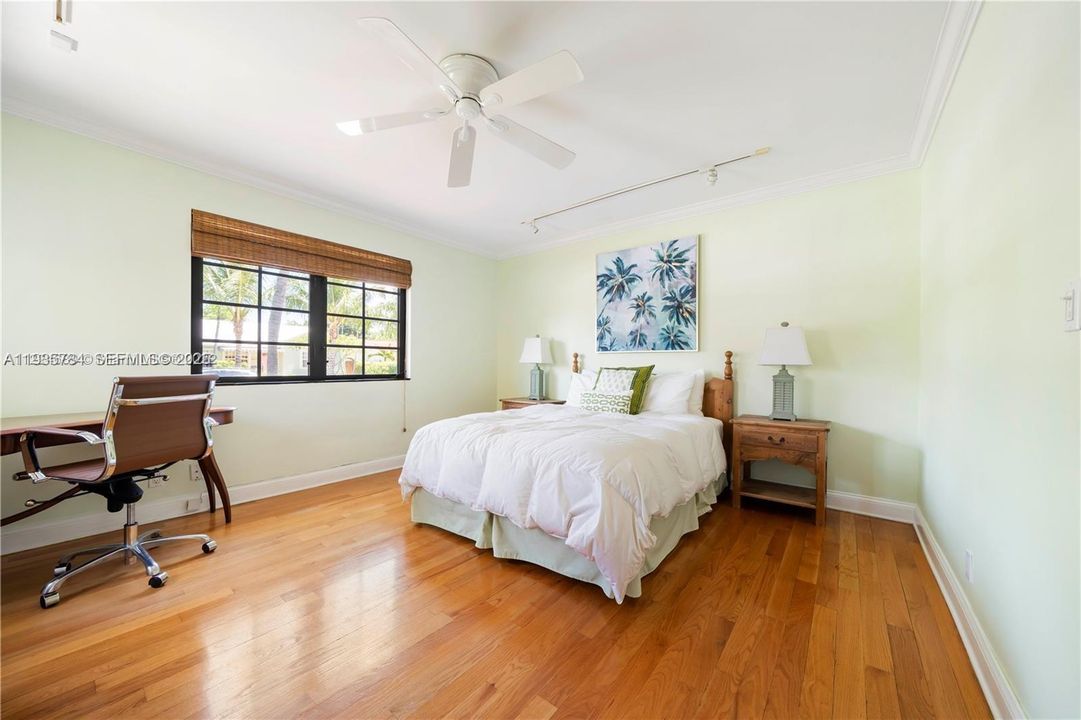 На продажу: $2,250,000 (4 спален, 3 ванн, 2361 Квадратных фут)