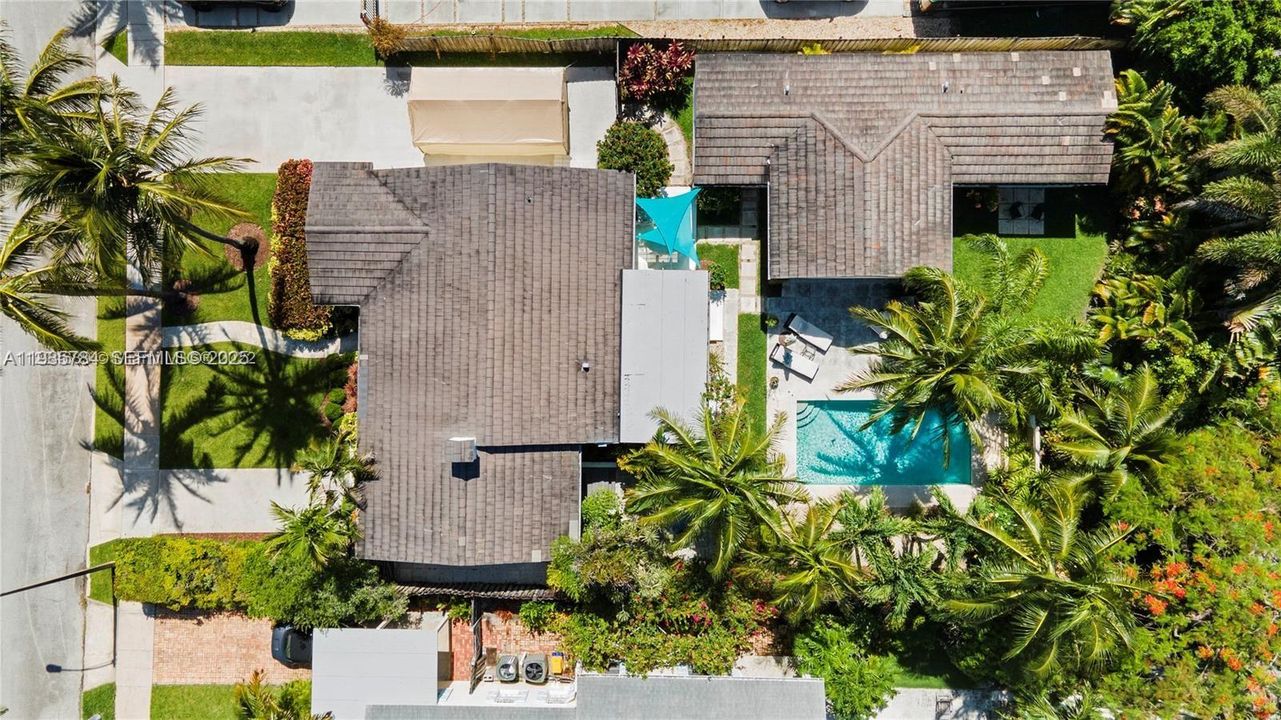 На продажу: $2,250,000 (4 спален, 3 ванн, 2361 Квадратных фут)