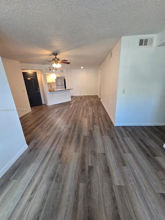 В аренду: $2,200 (3 спален, 2 ванн, 0 Квадратных фут)