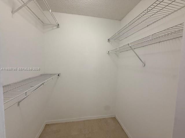 В аренду: $2,200 (2 спален, 2 ванн, 921 Квадратных фут)