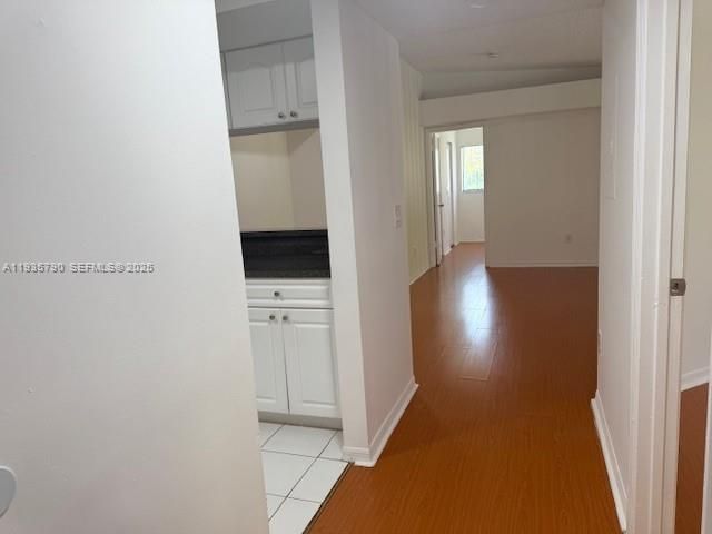 В аренду: $2,200 (2 спален, 2 ванн, 921 Квадратных фут)