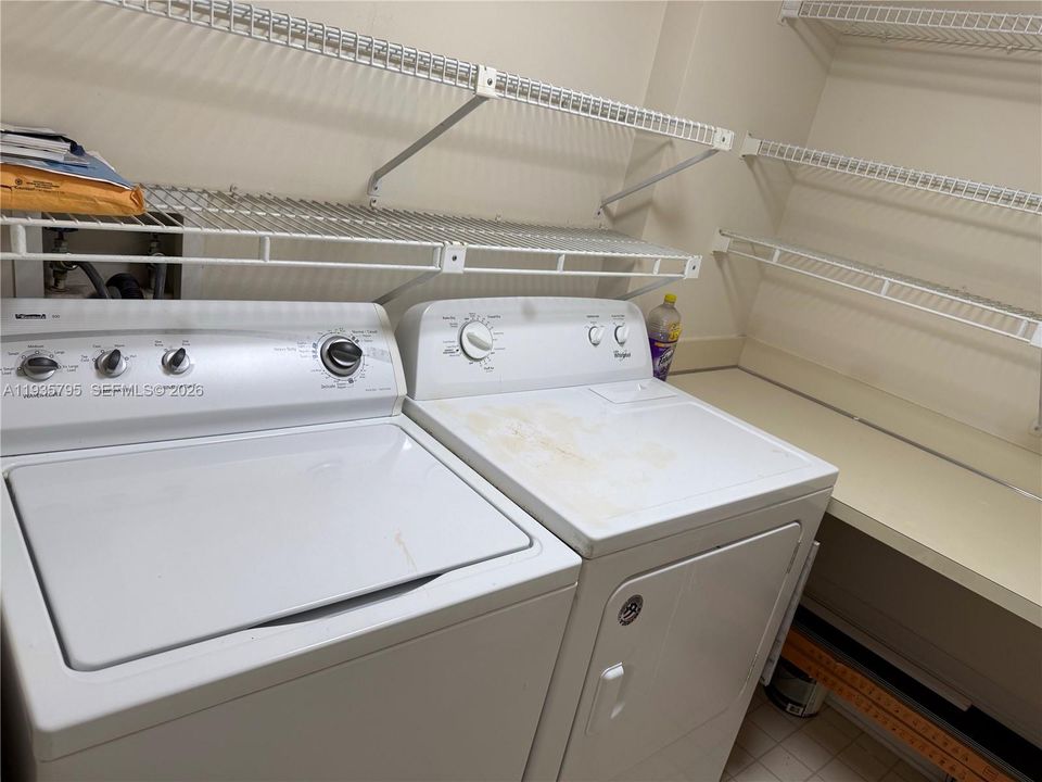 Full size Washer/Dryer