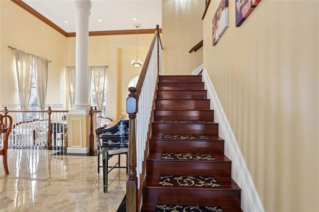 For Sale: $1,100,000 (5 beds, 3 baths, 3628 Square Feet)