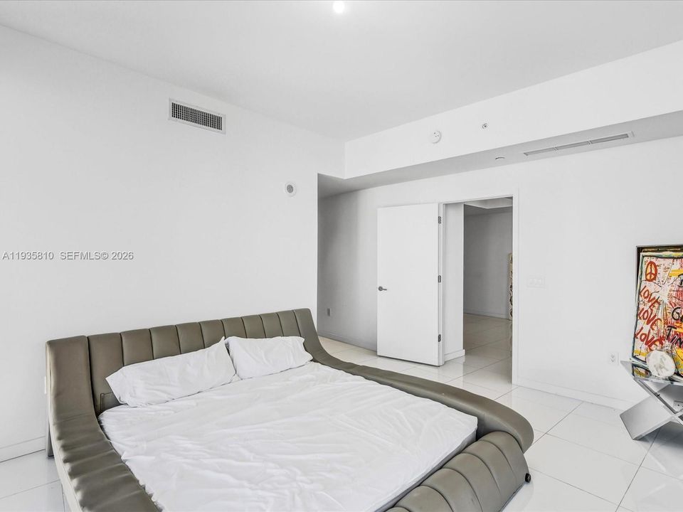 En Venta: $1,689,000 (3 camas, 4 baños, 2204 Pies cuadrados)