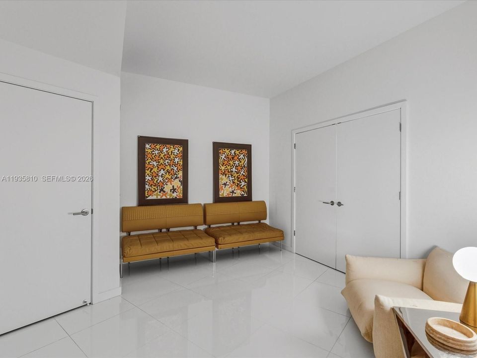 For Sale: $1,689,000 (3 beds, 4 baths, 2204 Square Feet)