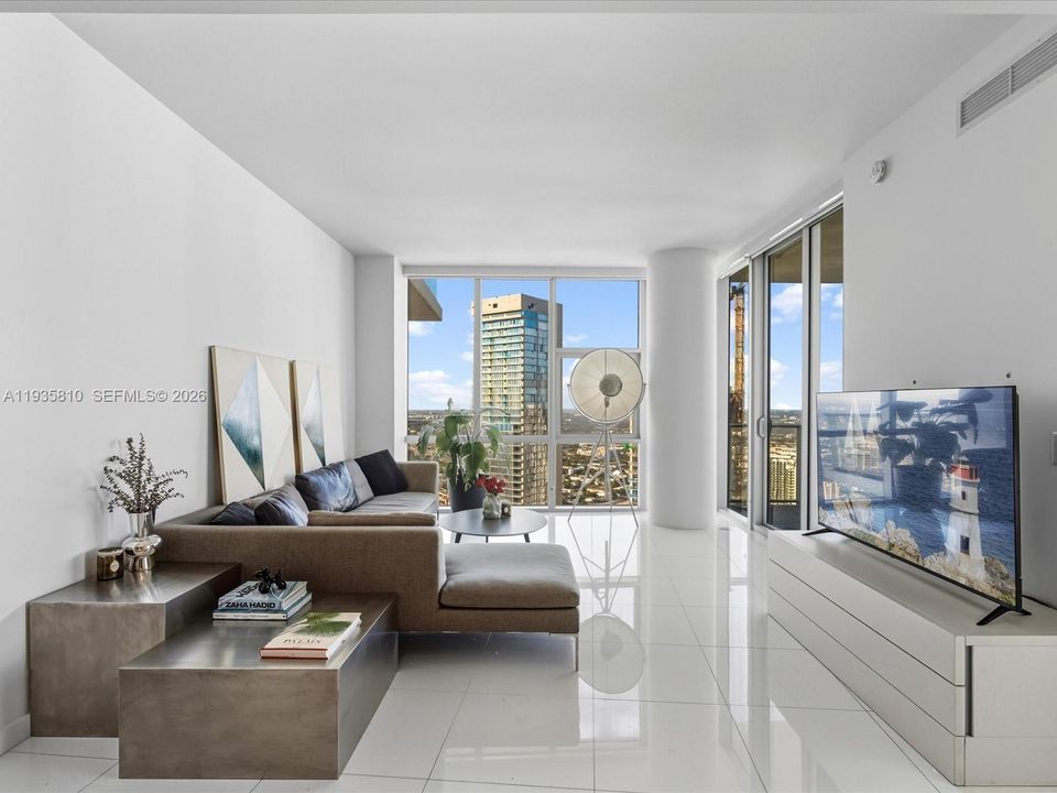 En Venta: $1,689,000 (3 camas, 4 baños, 2204 Pies cuadrados)