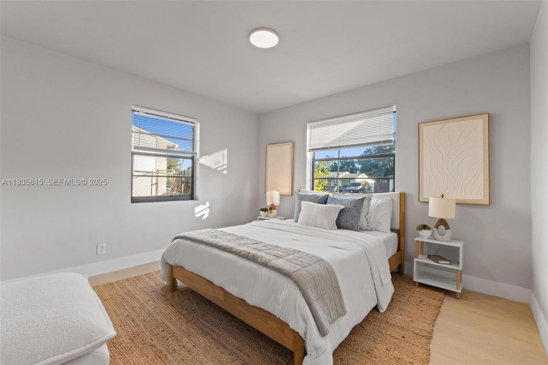 待售: $470,000 (3 贝兹, 1 浴室, 1007 平方英尺)