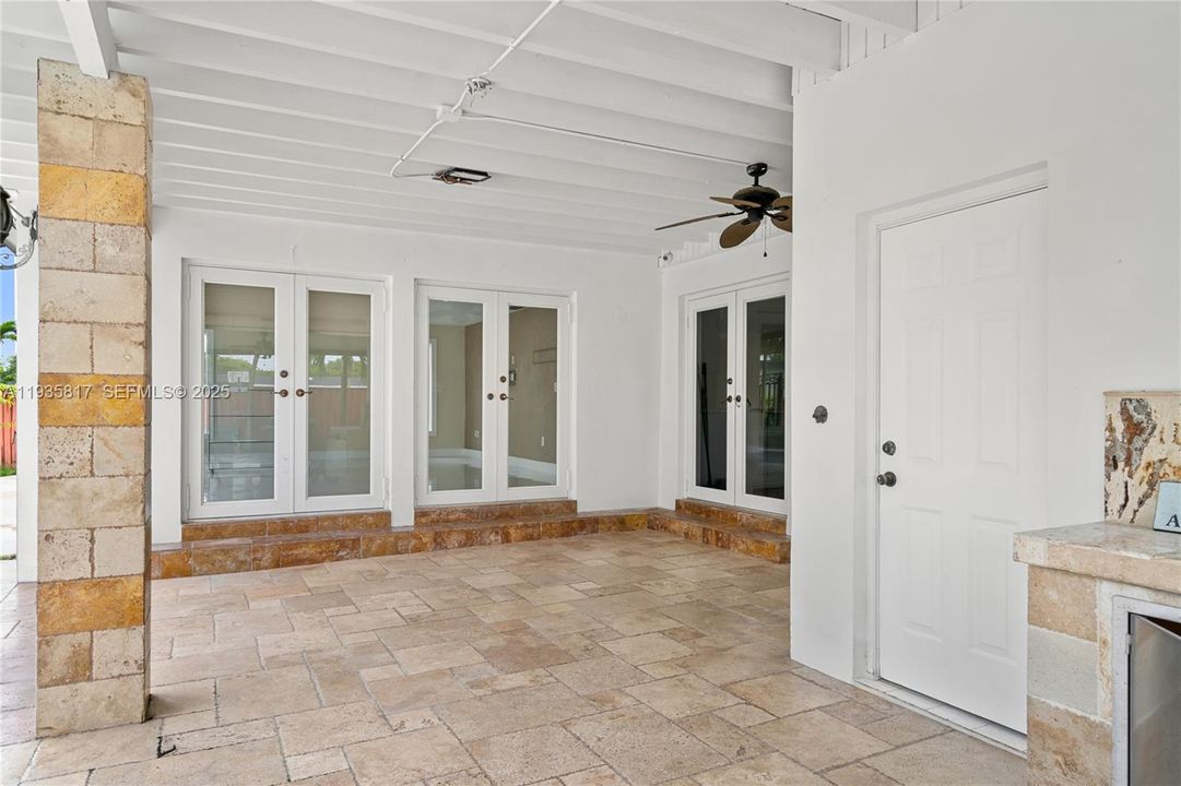 出租: $5,500 (4 贝兹, 3 浴室, 1796 平方英尺)