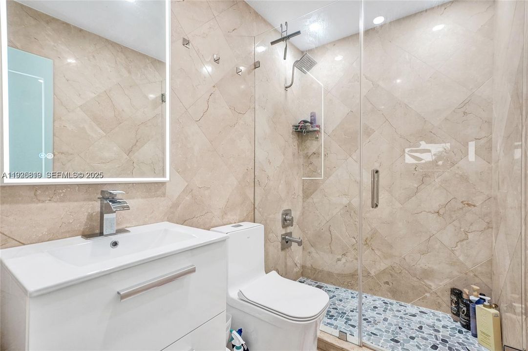 В аренду: $3,300 (3 спален, 2 ванн, 1654 Квадратных фут)