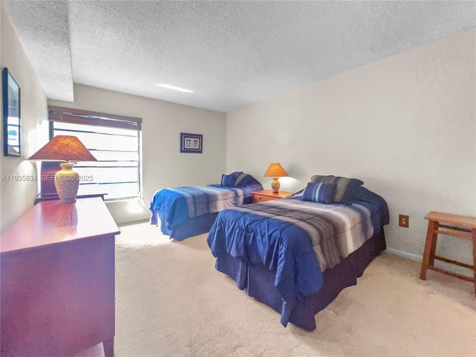 出租: $2,600 (2 贝兹, 2 浴室, 1200 平方英尺)