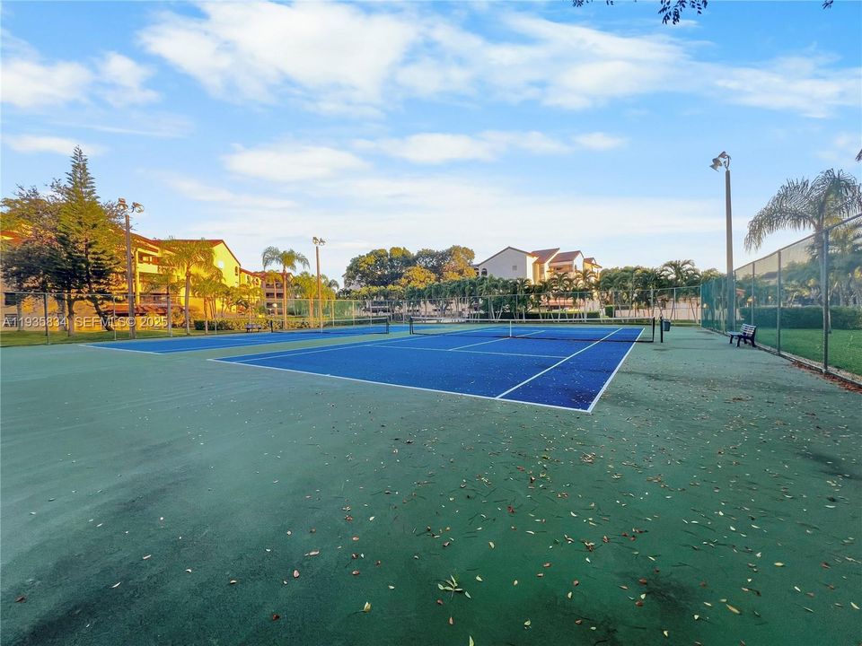 出租: $2,600 (2 贝兹, 2 浴室, 1200 平方英尺)