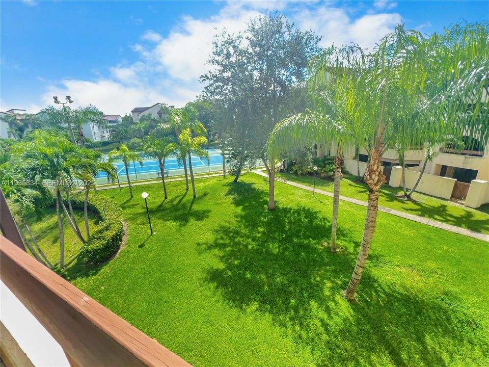 出租: $2,600 (2 贝兹, 2 浴室, 1200 平方英尺)