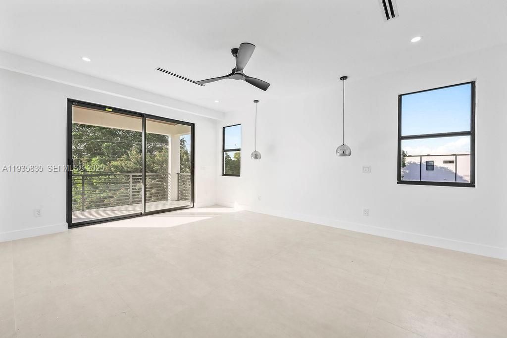 En Venta: $1,500,000 (3 camas, 3 baños, 0 Pies cuadrados)