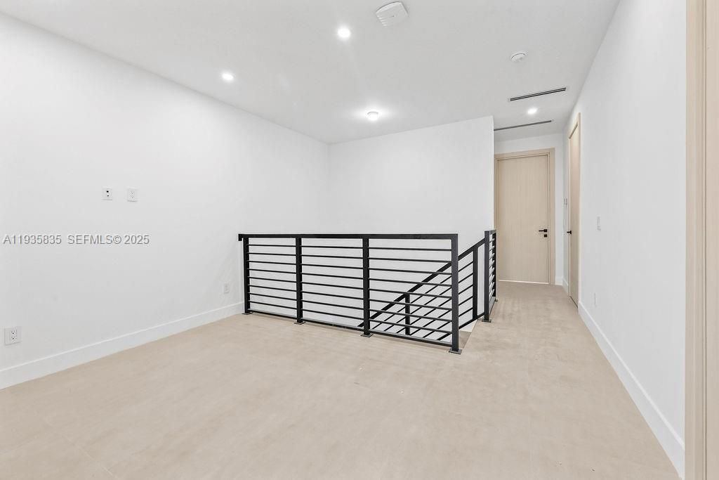 En Venta: $1,500,000 (3 camas, 3 baños, 0 Pies cuadrados)