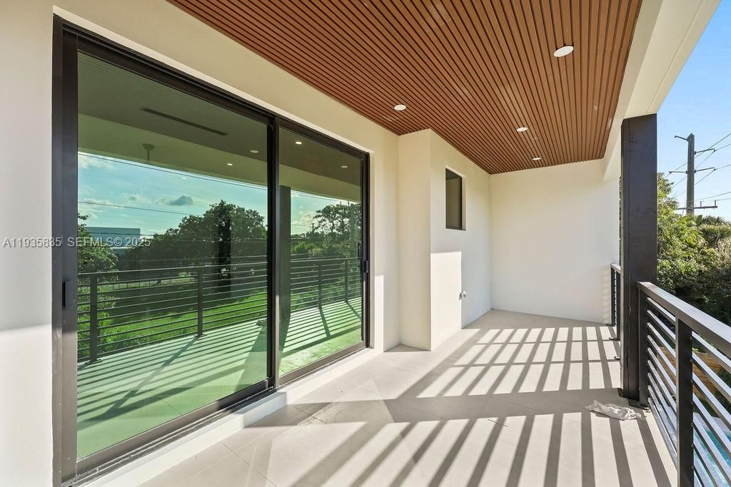 En Venta: $1,500,000 (3 camas, 3 baños, 0 Pies cuadrados)