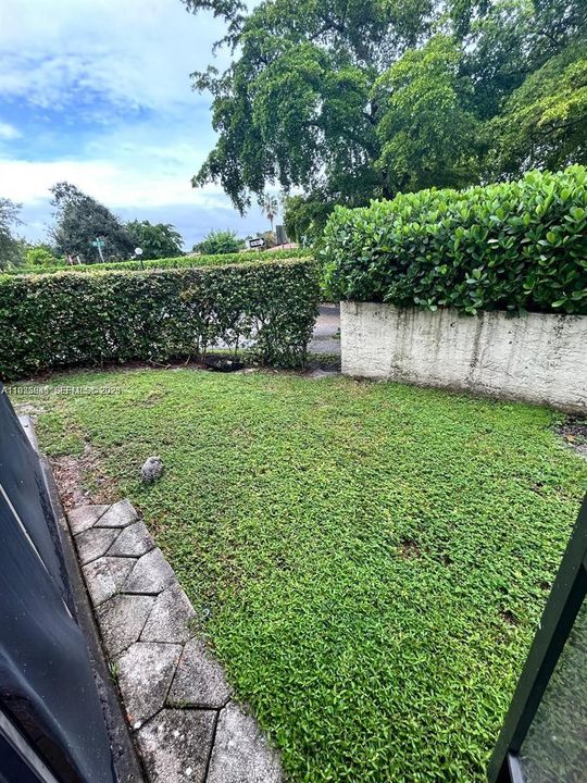 В аренду: $2,000 (2 спален, 2 ванн, 800 Квадратных фут)