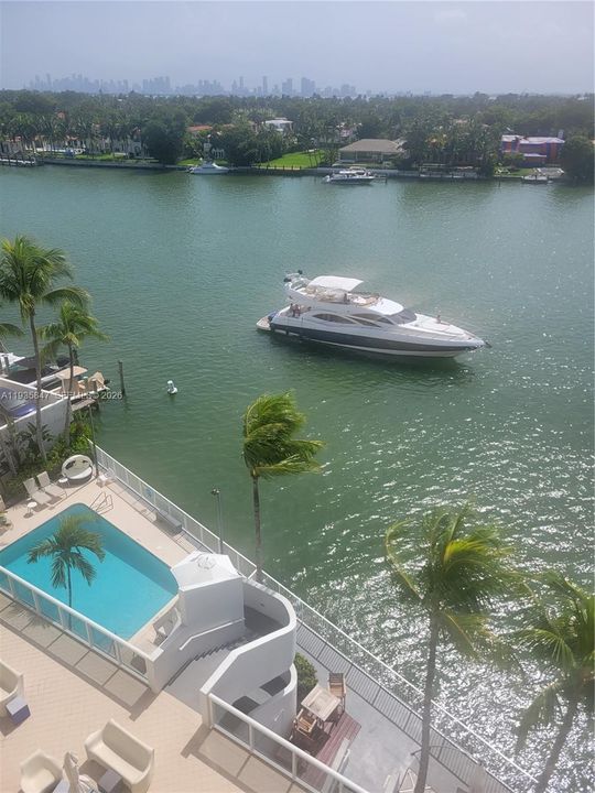 На продажу: $506,000 (1 спален, 1 ванн, 746 Квадратных фут)