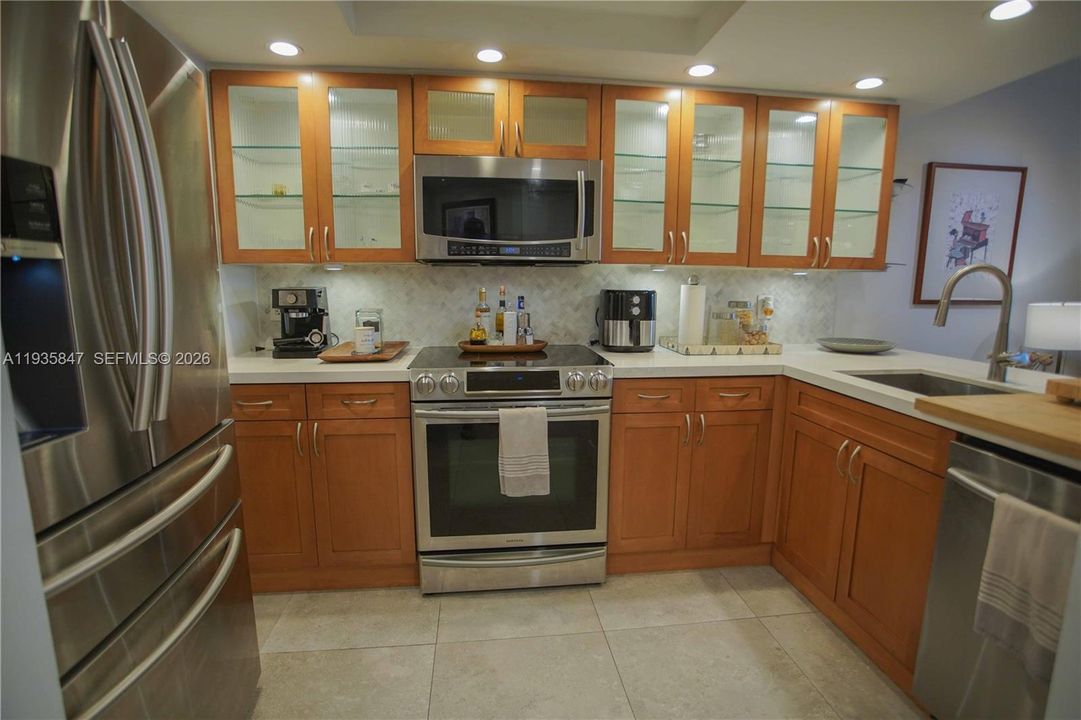 На продажу: $506,000 (1 спален, 1 ванн, 746 Квадратных фут)