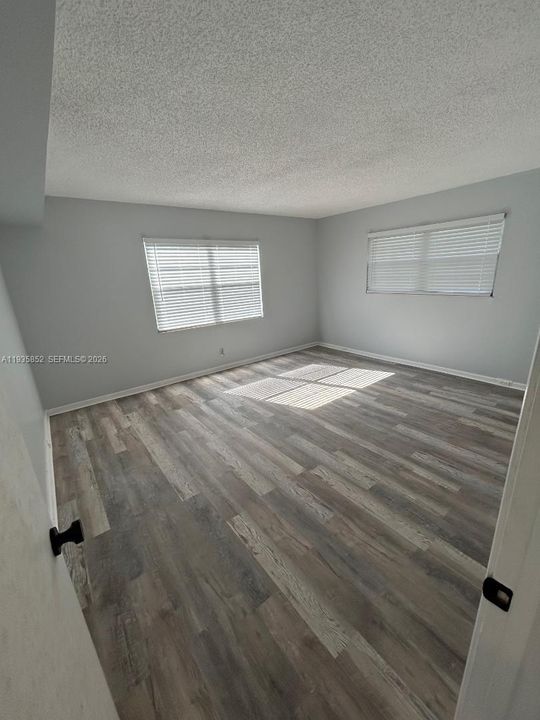 На продажу: $189,000 (2 спален, 2 ванн, 1568 Квадратных фут)