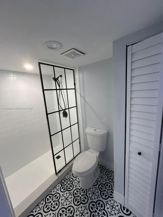 На продажу: $189,000 (2 спален, 2 ванн, 1568 Квадратных фут)