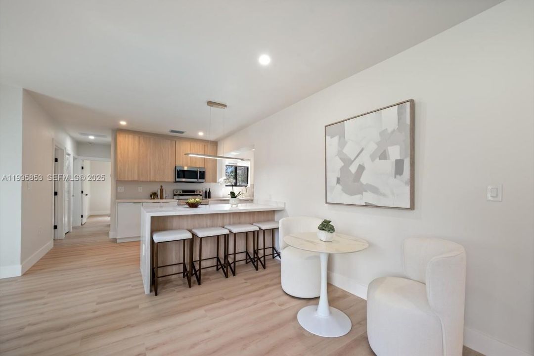 出租: $450 (3 贝兹, 2 浴室, 1795 平方英尺)