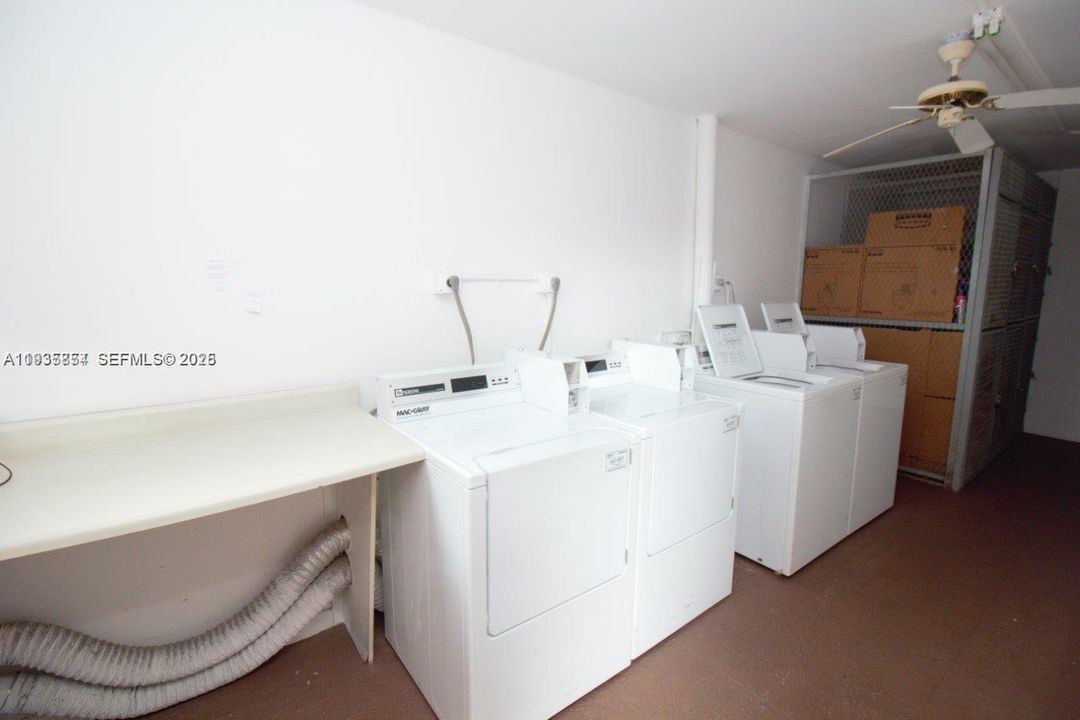 出租: $1,800 (1 贝兹, 1 浴室, 685 平方英尺)