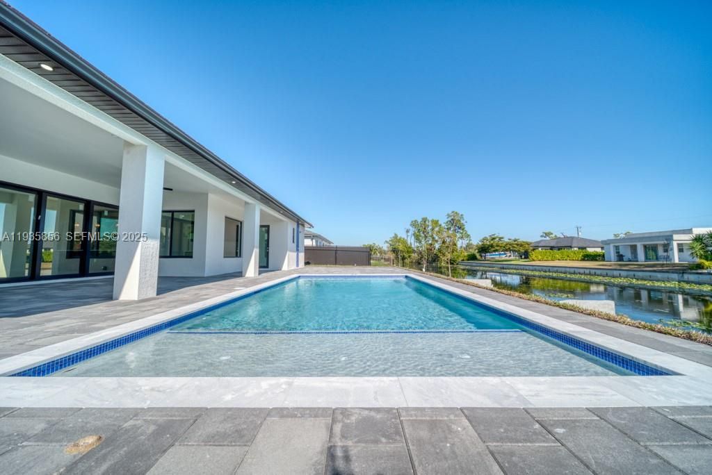 For Sale: $799,000 (4 beds, 3 baths, 2236 Square Feet)