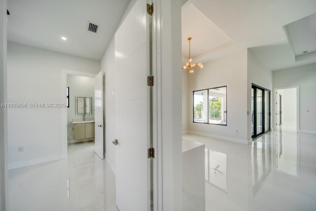 For Sale: $799,000 (4 beds, 3 baths, 2236 Square Feet)