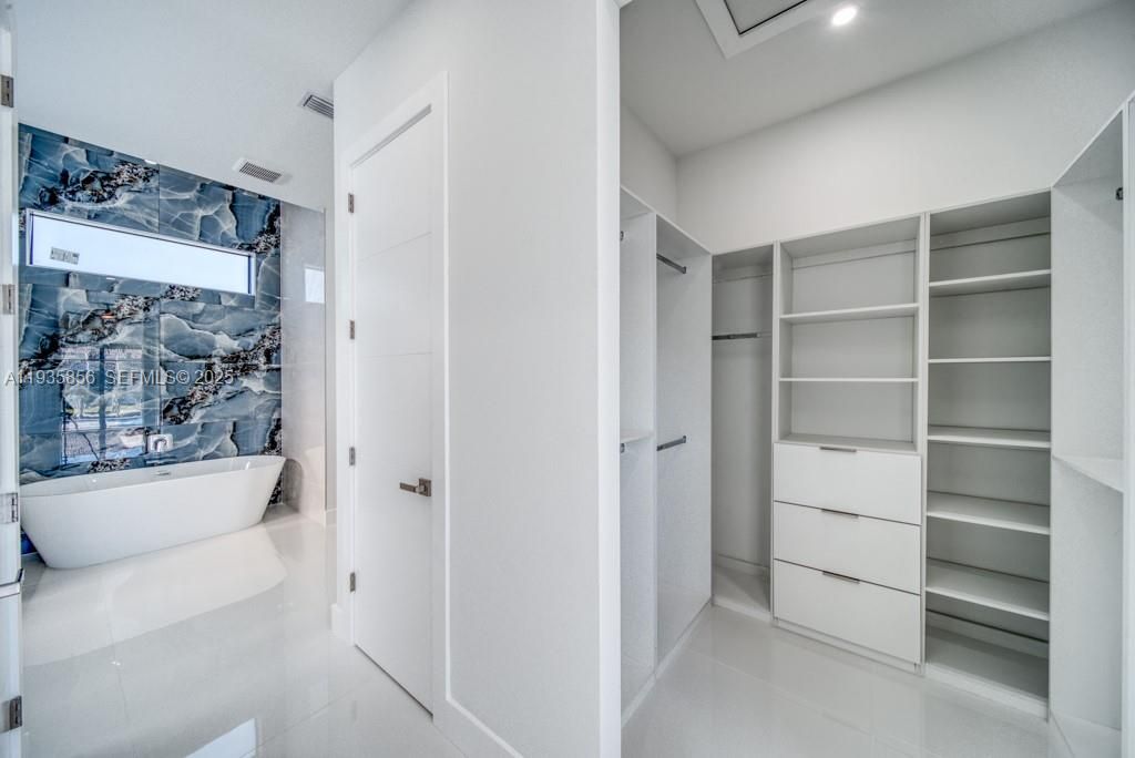 For Sale: $799,000 (4 beds, 3 baths, 2236 Square Feet)