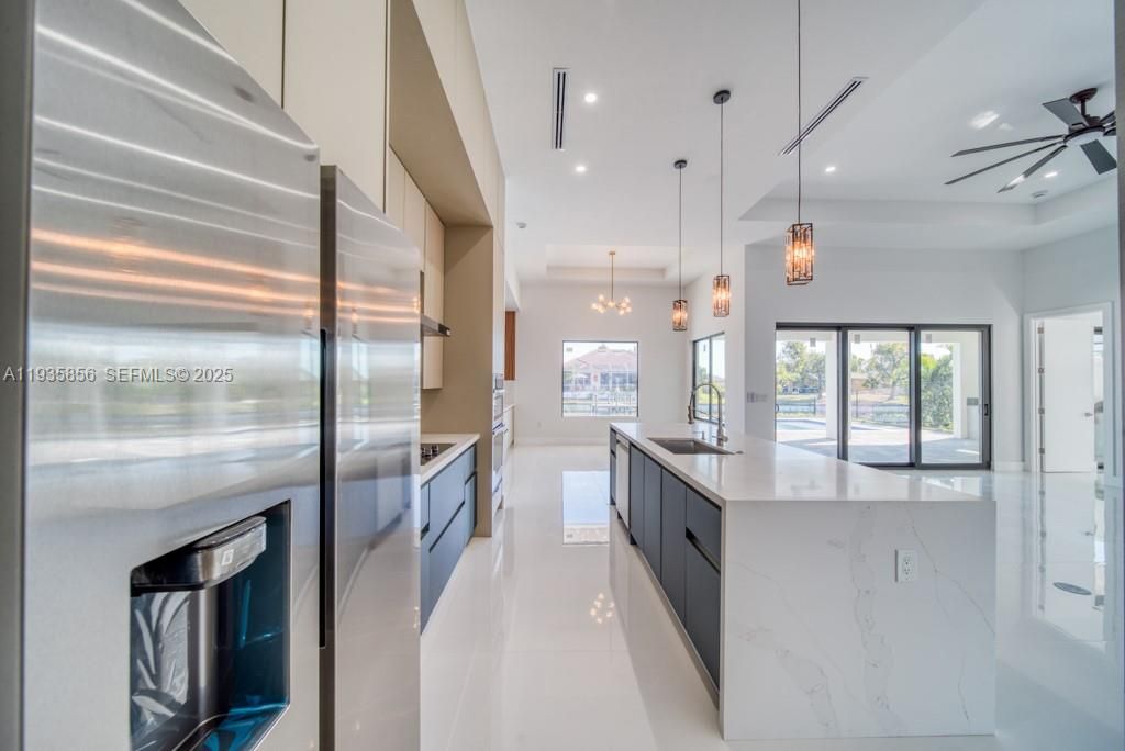 For Sale: $799,000 (4 beds, 3 baths, 2236 Square Feet)