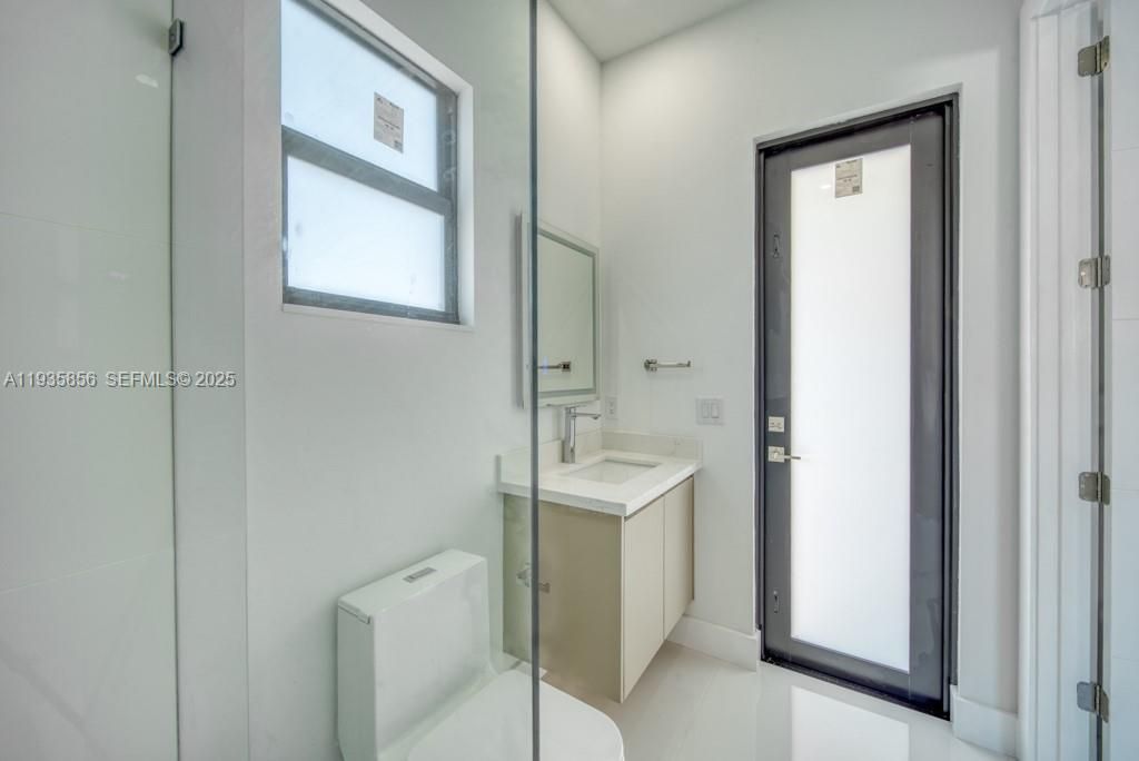 For Sale: $799,000 (4 beds, 3 baths, 2236 Square Feet)