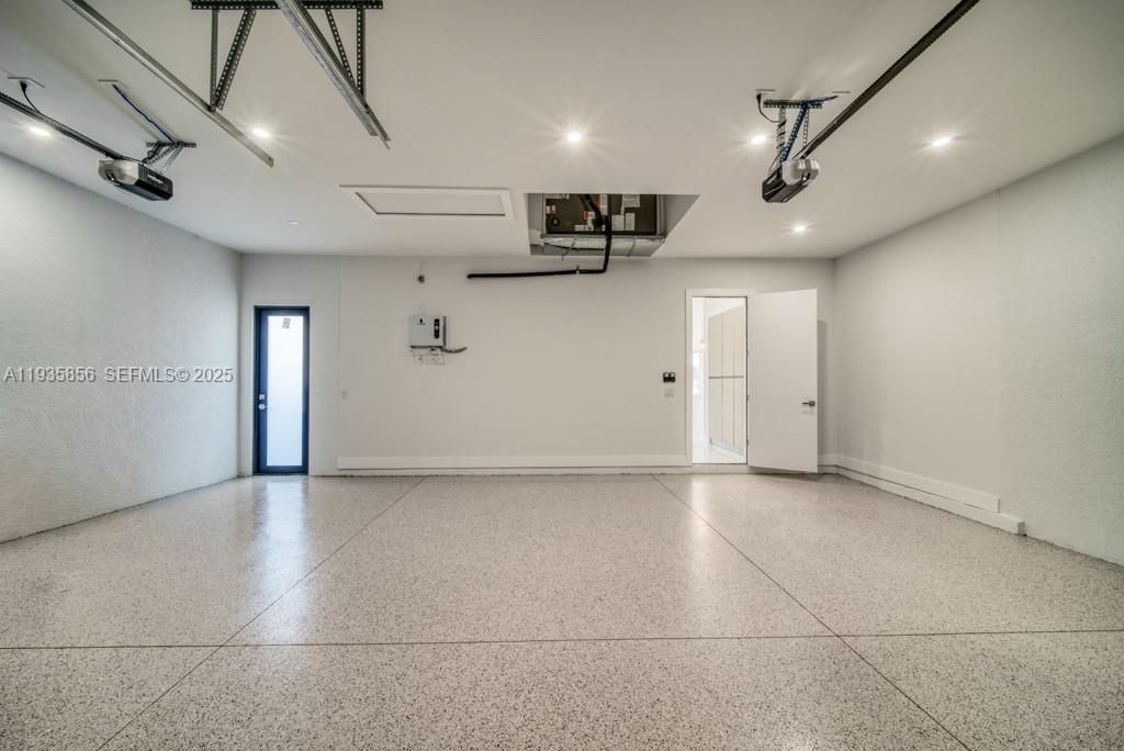 For Sale: $799,000 (4 beds, 3 baths, 2236 Square Feet)