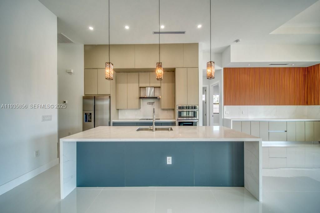 For Sale: $799,000 (4 beds, 3 baths, 2236 Square Feet)