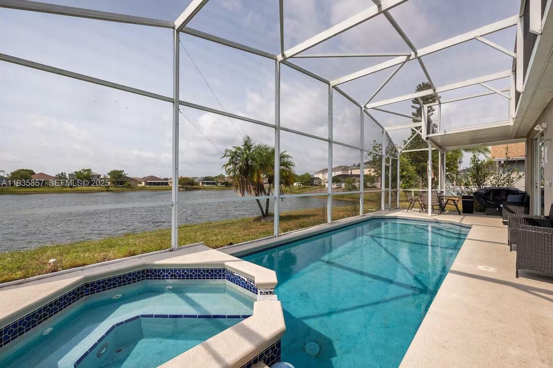 For Rent: $2,800 (5 beds, 2 baths, 0 Square Feet)