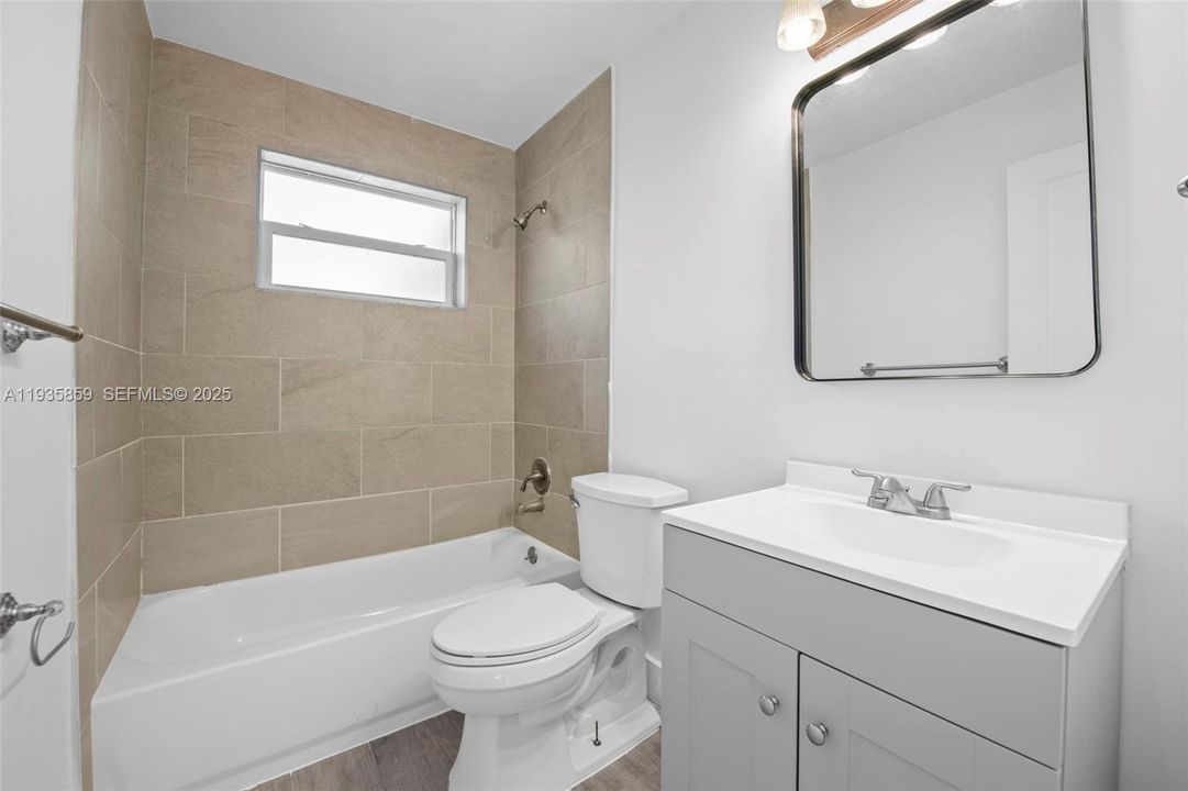 En Venta: $415,000 (2 camas, 1 baños, 960 Pies cuadrados)