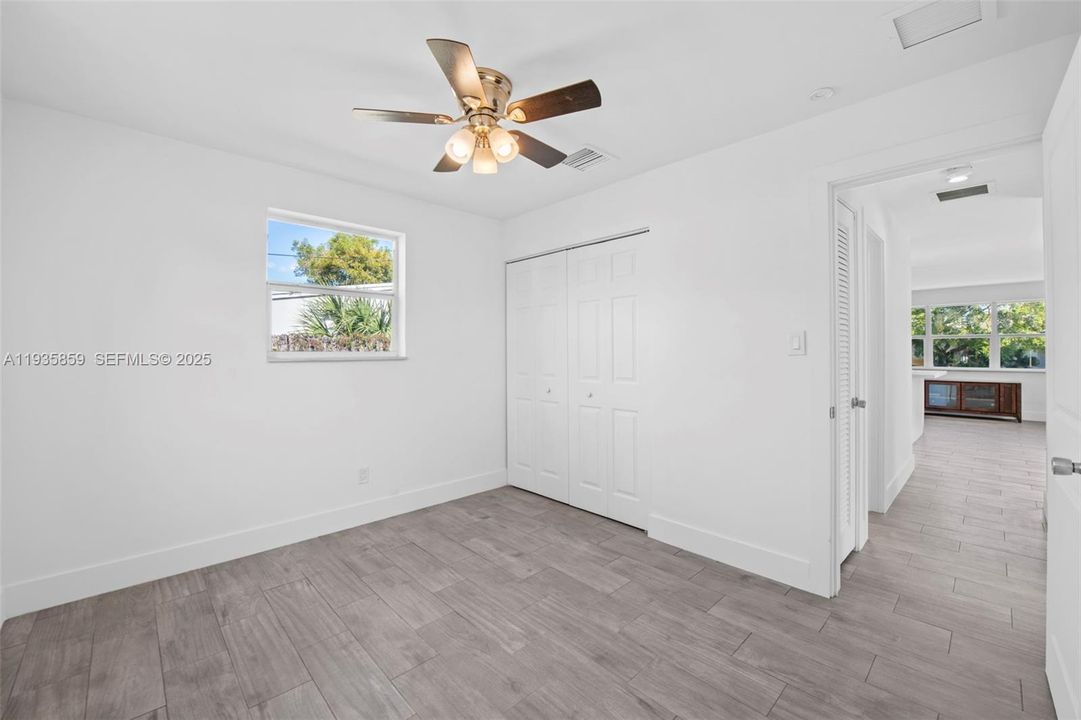 En Venta: $415,000 (2 camas, 1 baños, 960 Pies cuadrados)