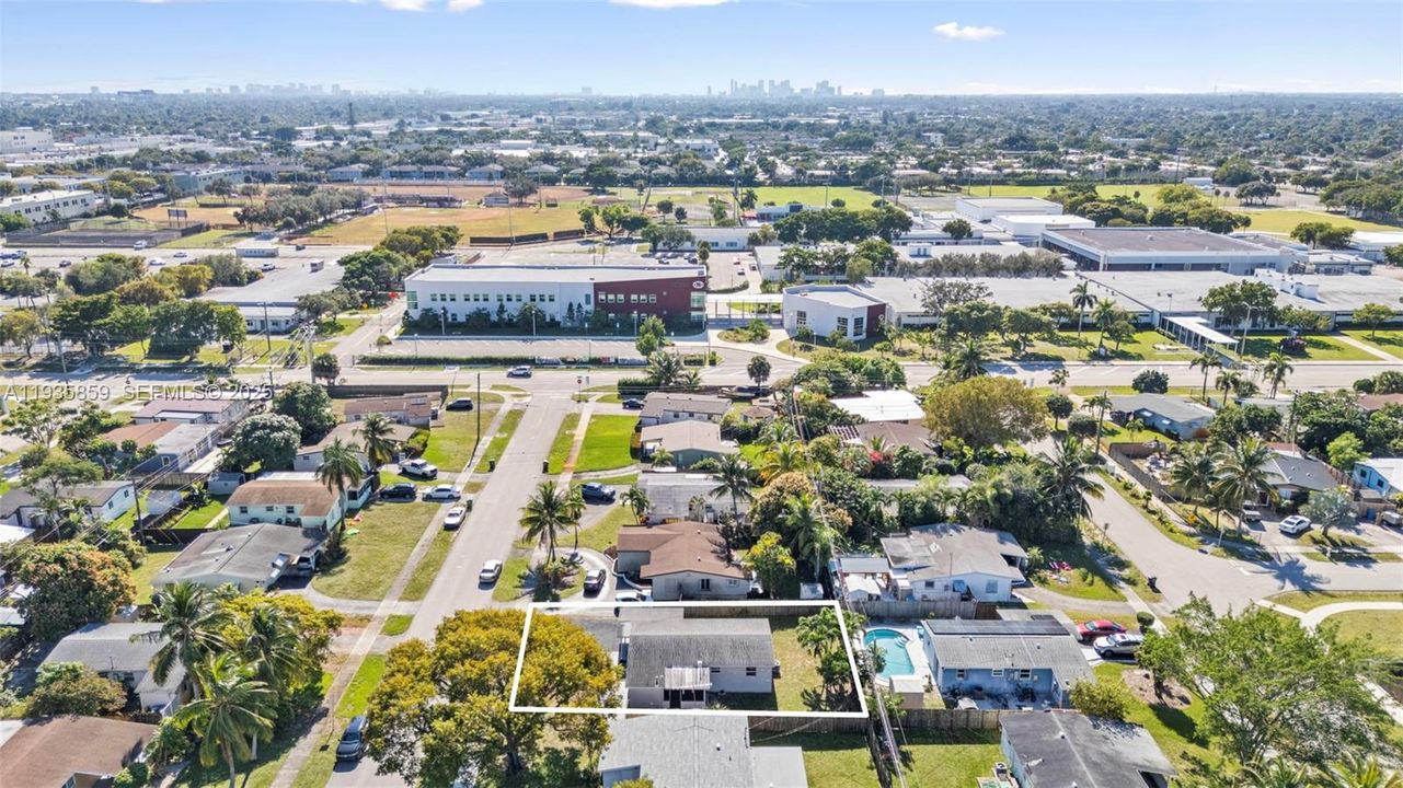 En Venta: $415,000 (2 camas, 1 baños, 960 Pies cuadrados)