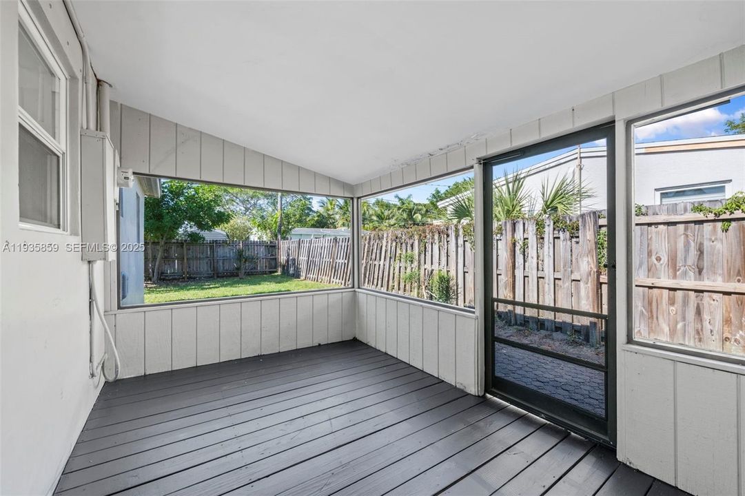 En Venta: $415,000 (2 camas, 1 baños, 960 Pies cuadrados)