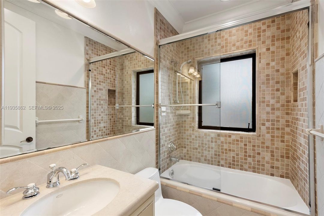 En Renta: $25,000 (7 camas, 7 baños, 6006 Pies cuadrados)