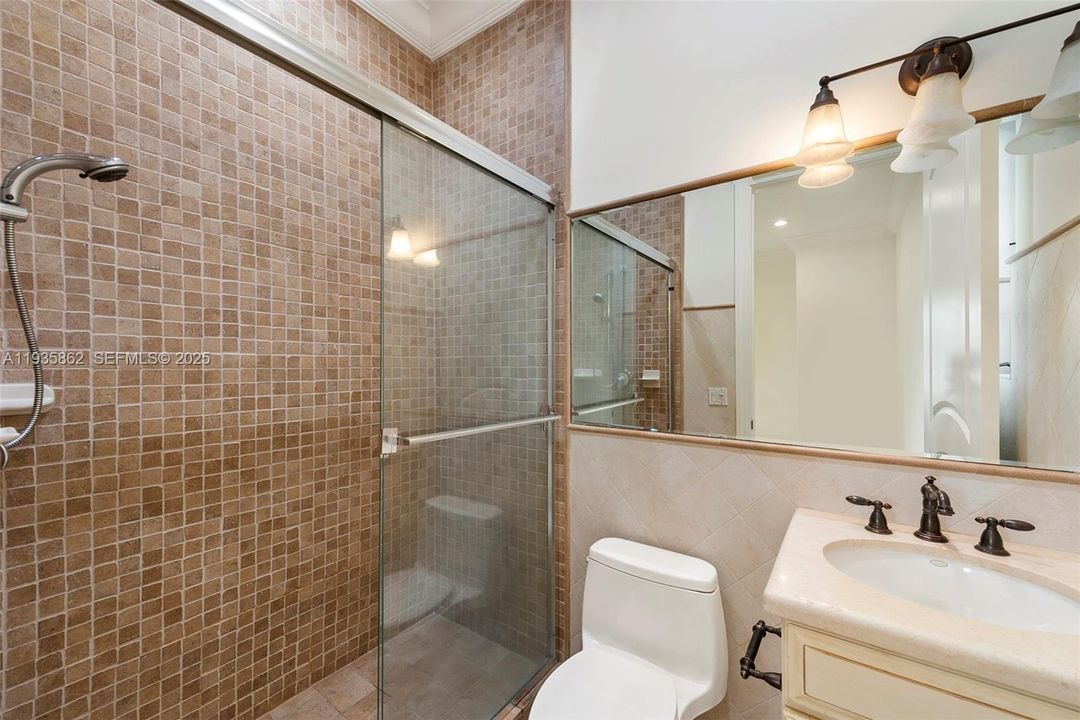 En Renta: $25,000 (7 camas, 7 baños, 6006 Pies cuadrados)