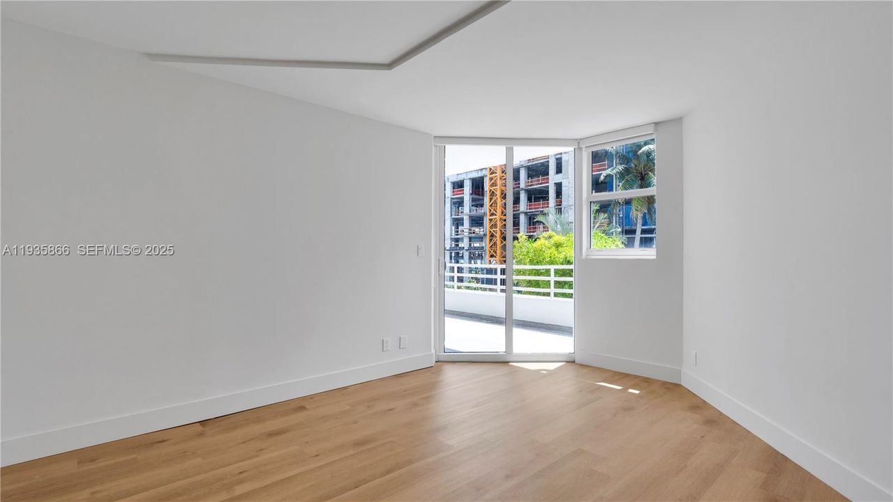 В аренду: $4,267 (2 спален, 2 ванн, 1291 Квадратных фут)