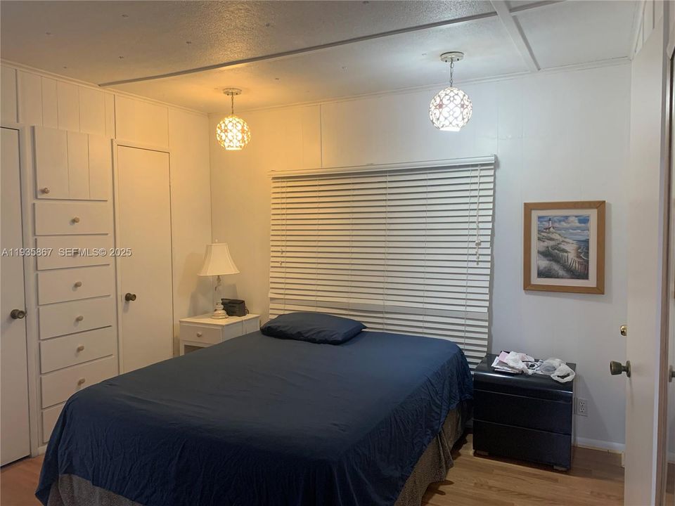 待售: $239,900 (3 贝兹, 2 浴室, 804 平方英尺)