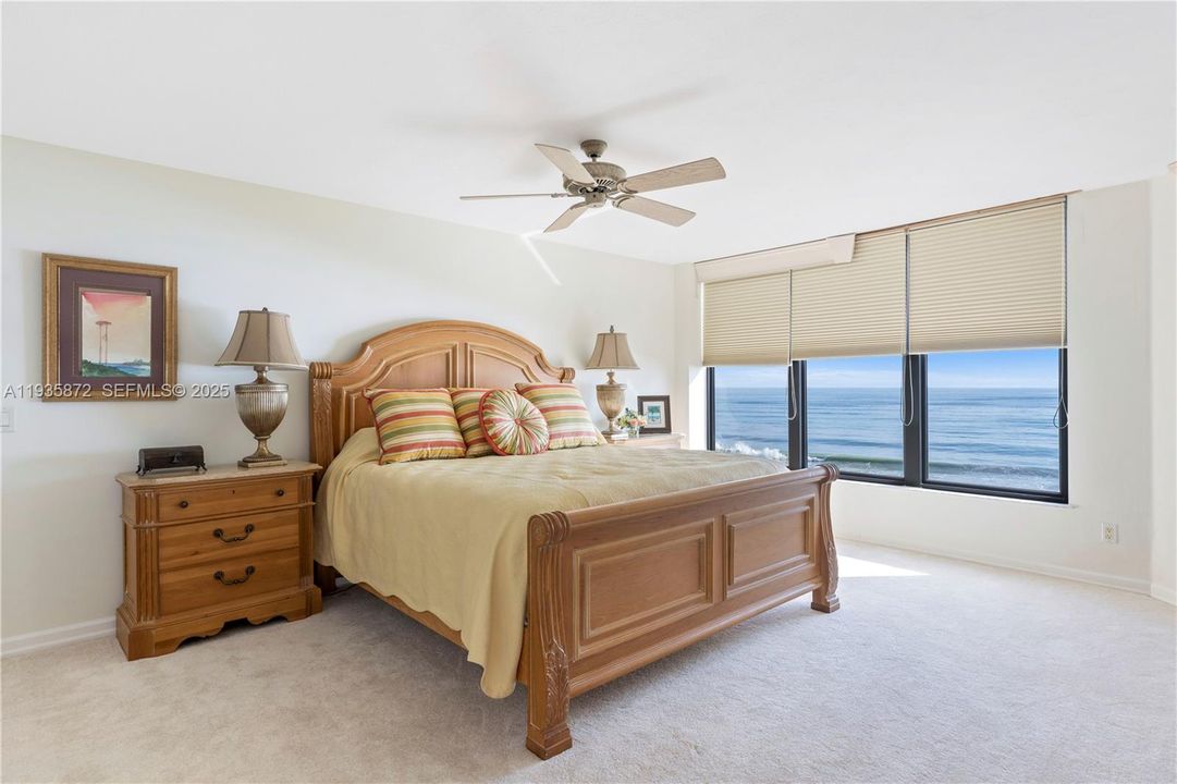 出租: $6,000 (3 贝兹, 2 浴室, 2701 平方英尺)