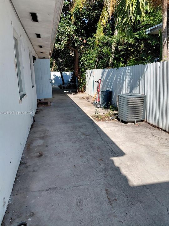 В аренду: $2,750 (2 спален, 2 ванн, 1000 Квадратных фут)