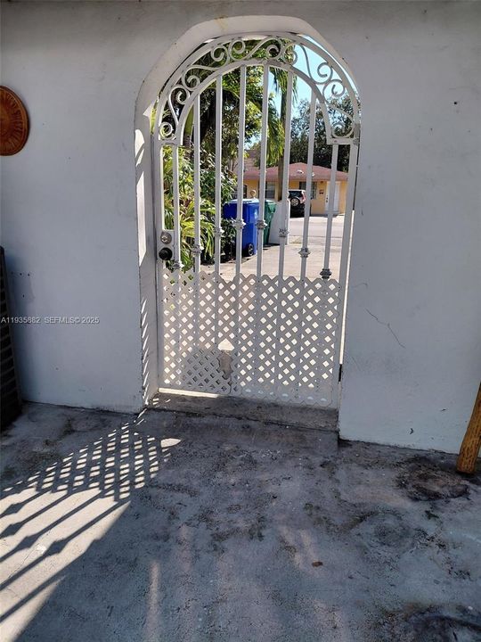 В аренду: $2,750 (2 спален, 2 ванн, 1000 Квадратных фут)